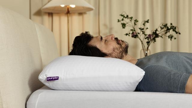 Freeform pillow back sleeper support