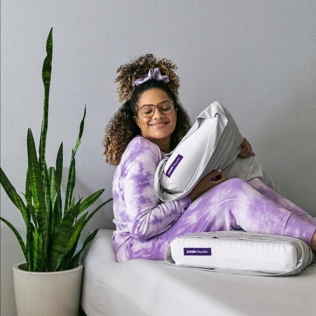 Purple Pillow Review Image