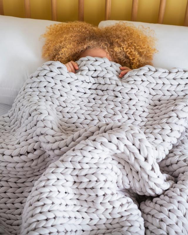 Moonstone Grey Bearaby Blanket