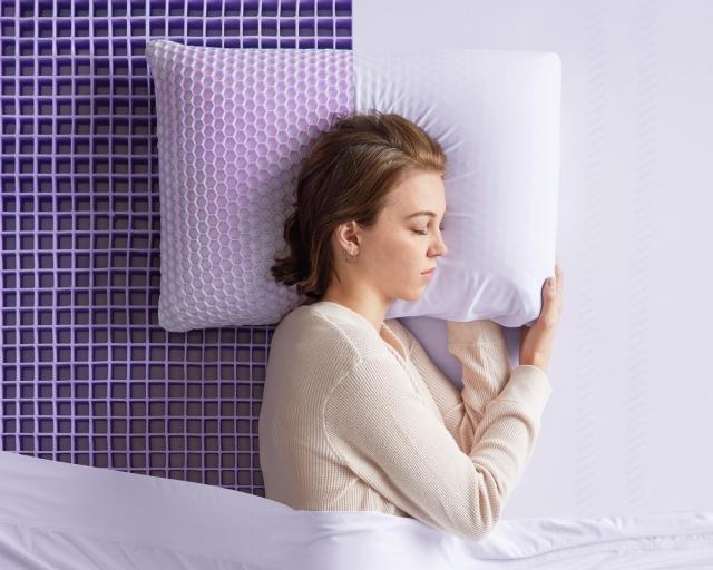 Woman sleeping on a pilllow