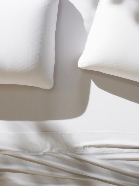 True White SoftStretch Sheets